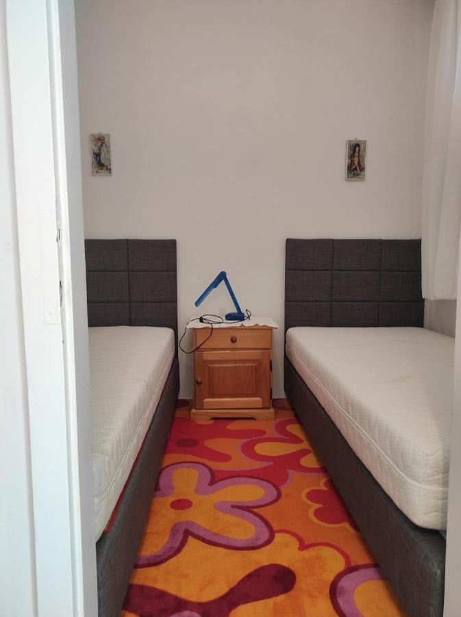 Apartman Renata Novi Vinodolski Buitenkant foto