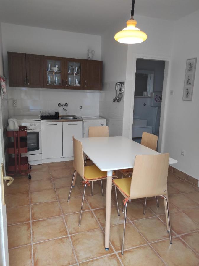 Apartman Renata Novi Vinodolski Buitenkant foto
