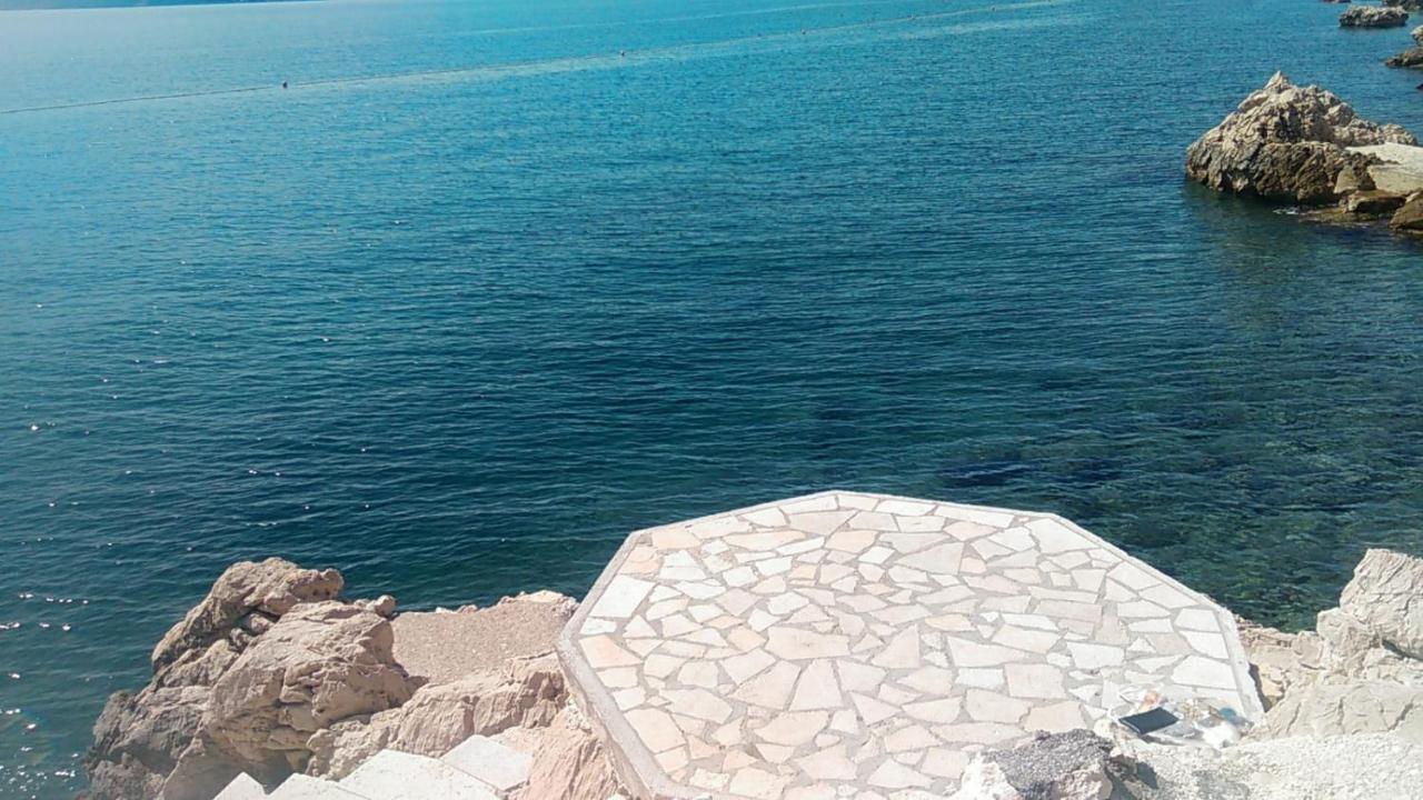 Apartman Renata Novi Vinodolski Buitenkant foto